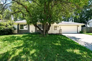 135 Whispering Pines, Springboro, OH 45066 - Photo 1