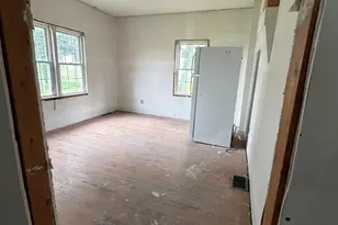 12926 Neal Rd, Pike Township, OH 45106 - Photo 11