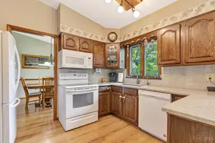7863 Bridgetown Rd, Miami Township, OH 45002 - Photo 9
