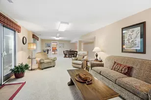 8183 Lyndhurst Ct, Sycamore Township, OH 45249 - Photo 49