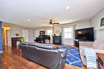 112 Boulder Drive, Mount Orab, OH 45154 - Photo 5