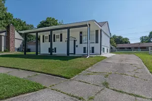 390 Sandy Ln, Franklin, OH 45005 - Photo 3