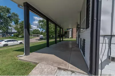 390 Sandy Lane, Franklin, OH 45005 - Photo 7