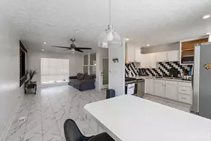390 Sandy Ln, Franklin, OH 45005 - Photo 13
