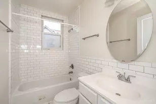221 E Rochelle St, Cincinnati, OH 45219 - Photo 13