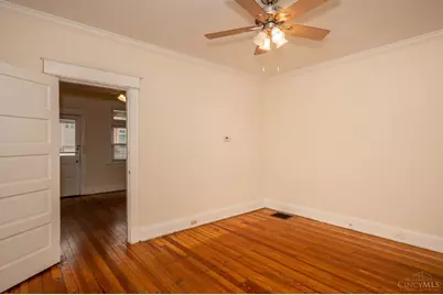 221 E Rochelle Street, Cincinnati, OH 45219 - Photo 5
