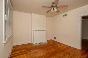 221 E Rochelle St, Cincinnati, OH 45219 - Photo 3