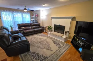 4450 Abby Ct, Green Township, OH 45248 - Photo 9