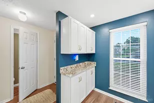 10879 Lakehurst Ct, Sycamore Township, OH 45242 - Photo 5