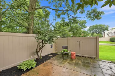 10879 Lakehurst Court, Sycamore Township, OH 45242 - Photo 19