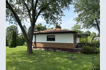 7031 Brantford Road, Butler Twp, OH 45414 - Photo 3