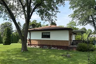 7031 Brantford Rd, Butler Twp, OH 45414 - Photo 3