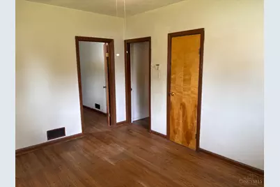 7031 Brantford Road, Butler Twp, OH 45414 - Photo 27