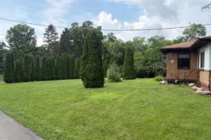 7031 Brantford Rd, Butler Twp, OH 45414 - Photo 9