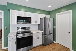 1028 Newcastle Dr, Springfield Township, OH 45231 - Photo 19