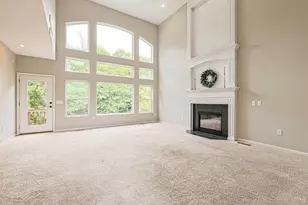 6058 Windy Hollow Ct, Miami Township, OH 45140 - Photo 7