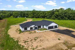1200 Hunters Glen Dr, Adams Township, OH 45177 - Photo 9