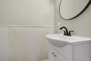 6576 E Knollwood Cir, Miami Township, OH 45140 - Photo 19