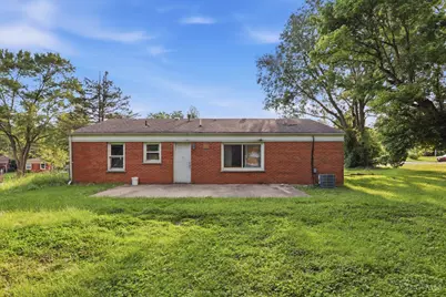 9230 Meadowglen Drive, Springfield Township, OH 45231 - Photo 3
