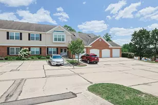 6228 Eagles Lake Dr, Green Township, OH 45248 - Photo 1