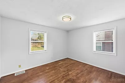 8546 Darnell Avenue, Sycamore Township, OH 45236 - Photo 21