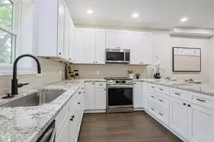 5325 Owasco St, Cincinnati, OH 45227 - Photo 13