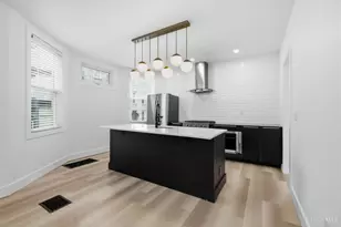 2560 Hackberry St, Cincinnati, OH 45206 - Photo 9
