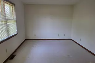 918 Willow Bend Dr, Wilmington, OH 45177 - Photo 15