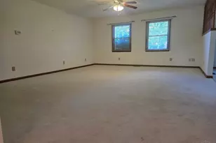 918 Willow Bend Dr, Wilmington, OH 45177 - Photo 13
