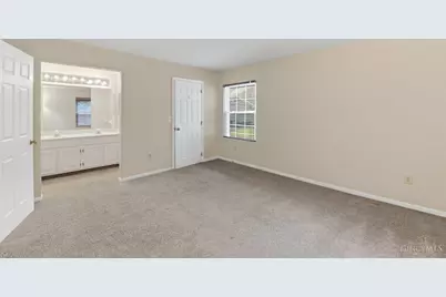 6288 Eagles Lake Dr, Cincinnati, OH 45248 - Photo 17