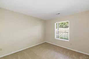 6288 Eagles Lake Dr, Green Township, OH 45248 - Photo 27