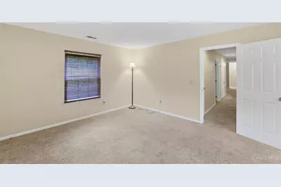 6288 Eagles Lake Dr, Cincinnati, OH 45248 - Photo 23