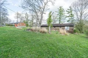 103 Hickory Hills Dr, Liberty Twp, OH 45133 - Photo 5