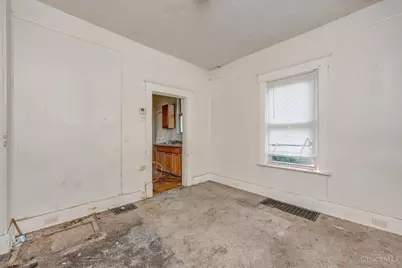 4922 Plainville Road, Cincinnati, OH 45227 - Photo 5