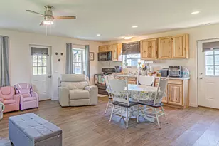 240 N Sycamore St, Lynchburg, OH 45142 - Photo 5