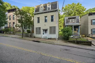 2212 Ravine St, Cincinnati, OH 45219 - Photo 3