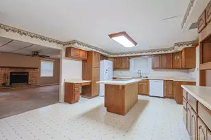 6051 Jerry-Lee Dr, Miami Township, OH 45150 - Photo 11