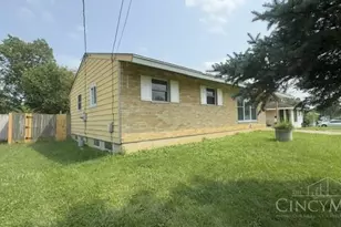 11466 Kenn Rd, Forest Park, OH 45240 - Photo 3