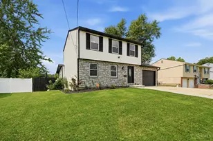 11349 Lincolnshire Dr, Forest Park, OH 45240 - Photo 3