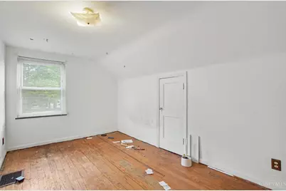 8317 Lake Avenue, Deer Park, OH 45236 - Photo 19