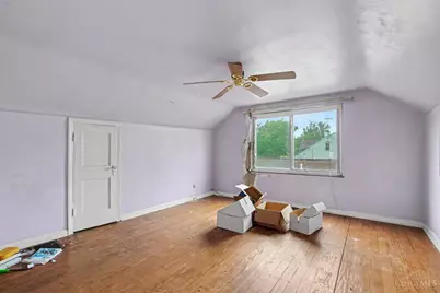 8317 Lake Avenue, Deer Park, OH 45236 - Photo 17