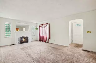 8317 Lake Ave, Sycamore Township, OH 45236 - Photo 5