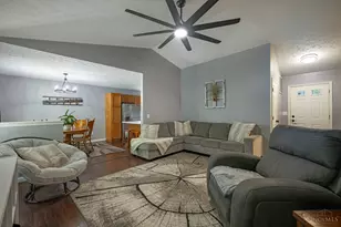 21 Clearbrook Dr, Franklin, OH 45005 - Photo 3