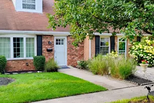 2062 Sunset Dr, Hamilton, OH 45013 - Photo 3