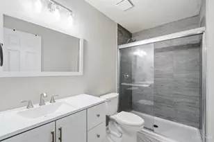 7307 Chatham Ct, West Chester, OH 45069 - Photo 17