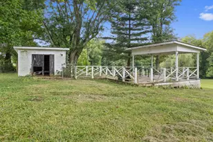 10090 South St, Byrd Township, OH 45115 - Photo 5