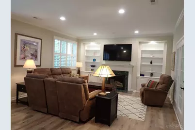 9009 Galewind Way, West Chester, OH 45069 - Photo 7