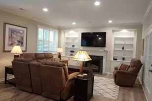9009 Galewind Way, West Chester, OH 45069 - Photo 7
