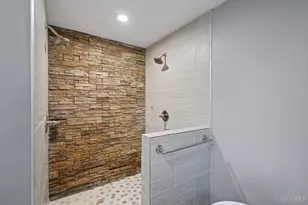 2004 Crest Rd, Forest Park, OH 45240 - Photo 5