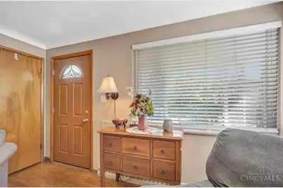 1737 Admiral Court, Cincinnati, OH 45238 - Photo 5
